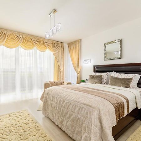 Luxury Apartment Avantgarden 3 Brașov Exterior foto